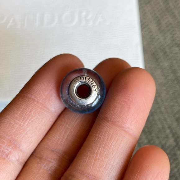 Retired Pandora Cinderella's Signature Blue Murano
Glass Disney Princess Charm - Picture 4 of 8